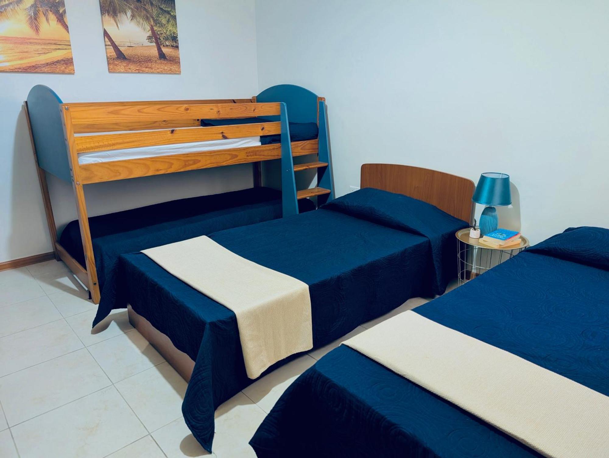 Appartement Sunset Haven Manikata - Walking Distance To Golden Bay Extérieur photo