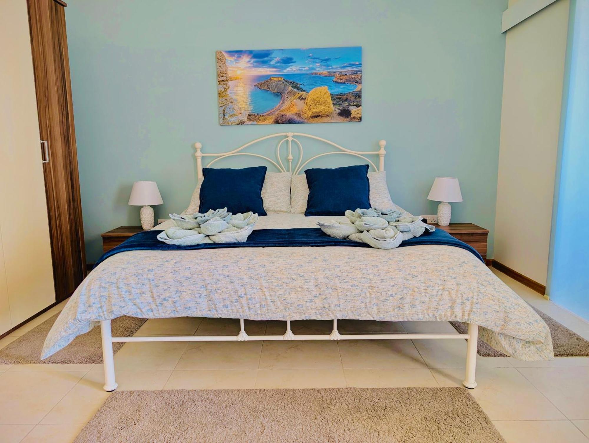 Appartement Sunset Haven Manikata - Walking Distance To Golden Bay Extérieur photo